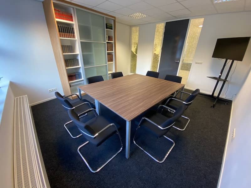 PriOffice Utrecht vergaderruimte-groot