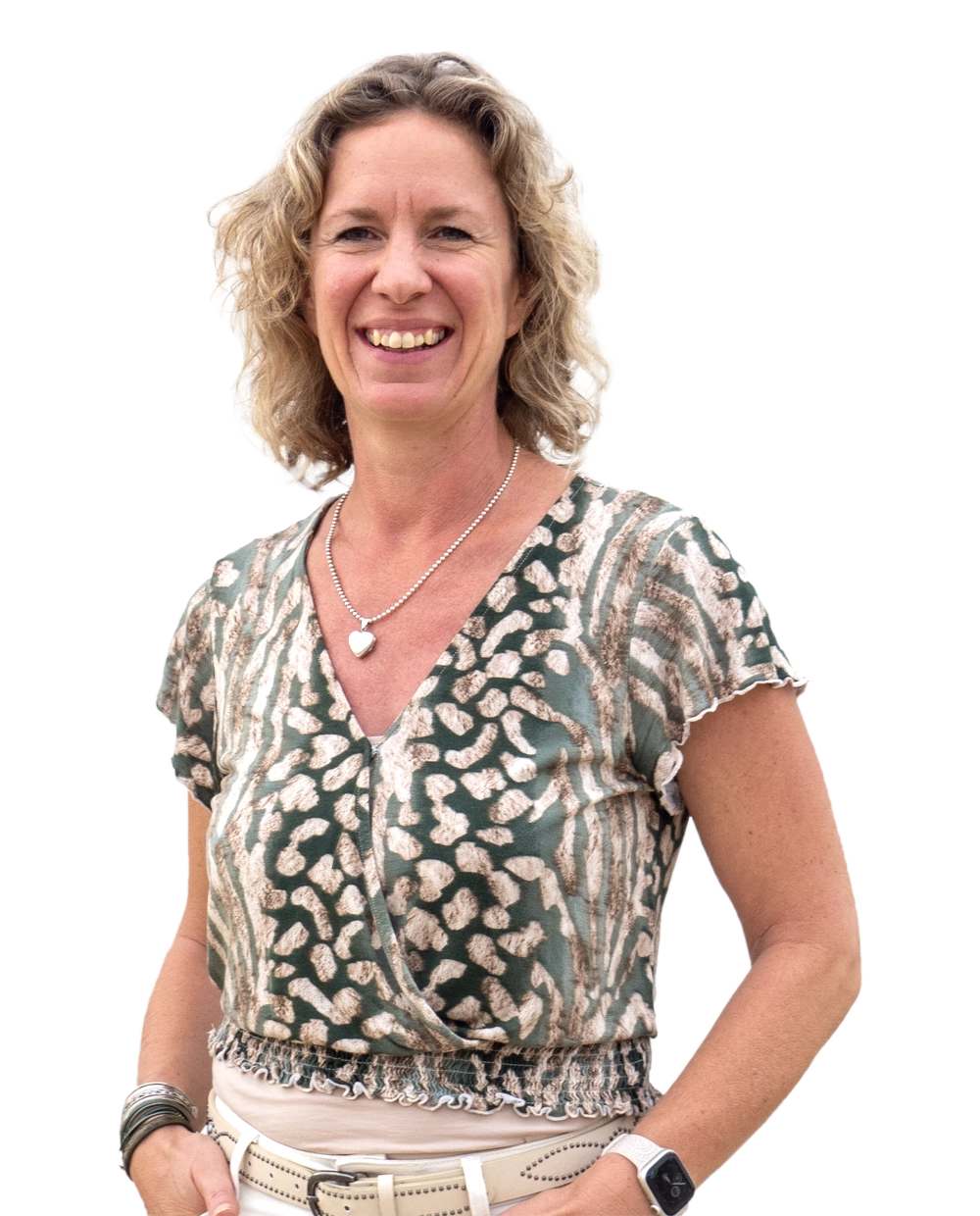 suzanna-founder-1000×1240-1 suzanna